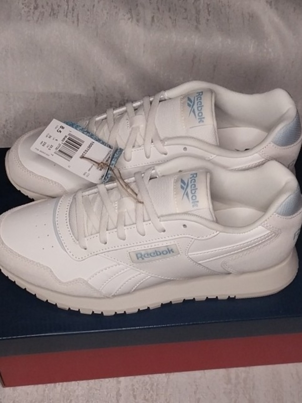 Reebok Glide White Sneakers with Light Blue Accents Womens 8.5